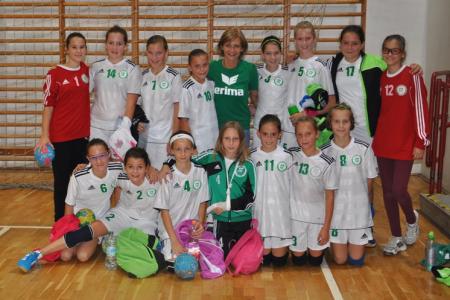 Megkezdődött a gyerekbajnokság – U11 lányaink Veszprémben játszottak