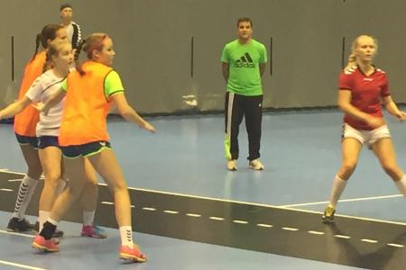 Norwegian Young Handballers Visit ETO
